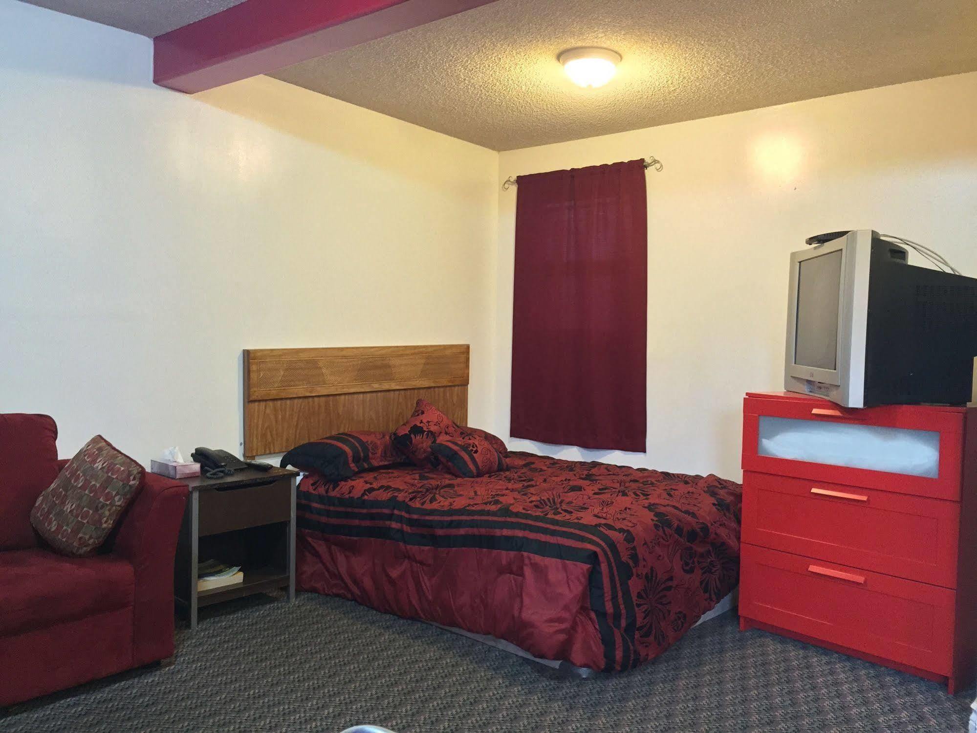 The Capri Motel Виннипег Экстерьер фото